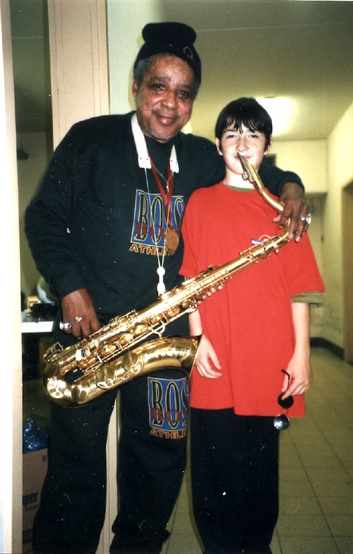 Rolando Alphonso & boy, backstage Hof Ter Lo, Antwerp, Belgium 1996