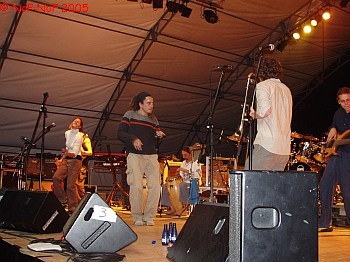 Akamassa 2005